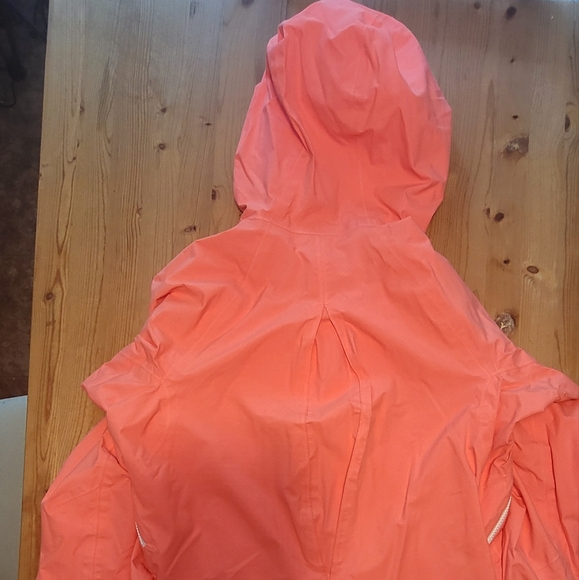 Lululemon jacket - Picture 7 of 9